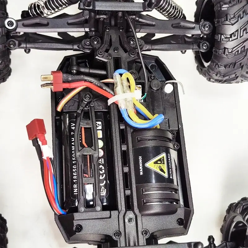 Купити Машинка на радіокеруванні 40 км/год 1:16 4WD Великий джип баггі монстр-трак за 2790 грн