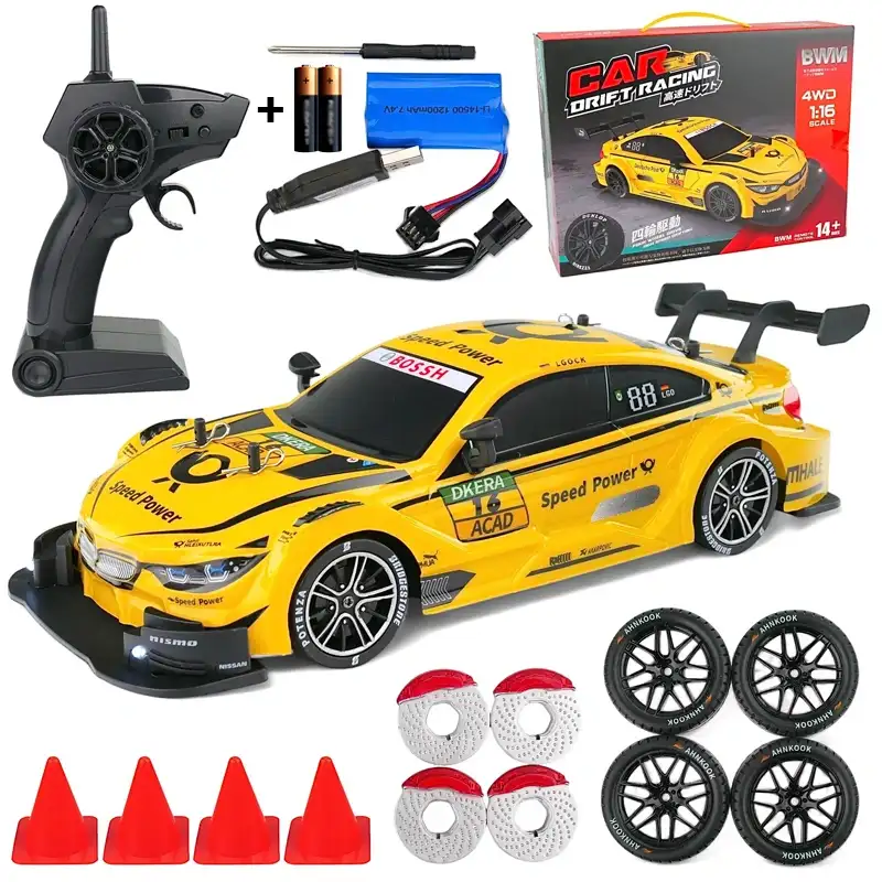 Купити Машинка на радіокеруванні BMW M4 для дрифту 40 км/год із повним приводом БМВ 4WD жовта за 1690 грн