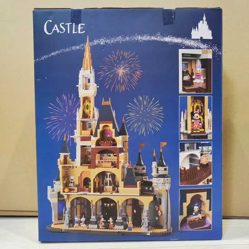 Купити Конструктор Замок Дісней Disney Castle 4613 деталей за 3590 грн