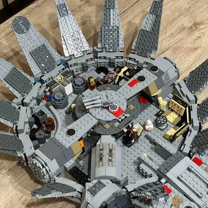 Купити Конструктор Star Wars тисячолітній сокіл зоряні війни (61103) сумісний з Lego лего за 1730 грн