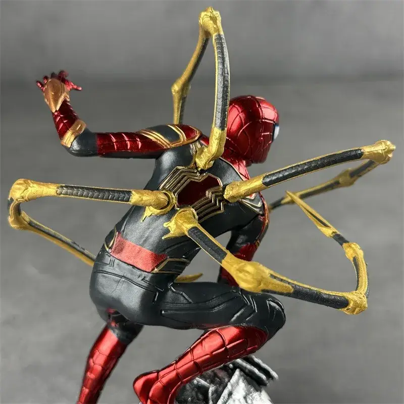 Купити Фігурка Людина Павук Avengers колекційна фігурка Iron Spider man Месники Залізний Паук 20 см за 785 грн