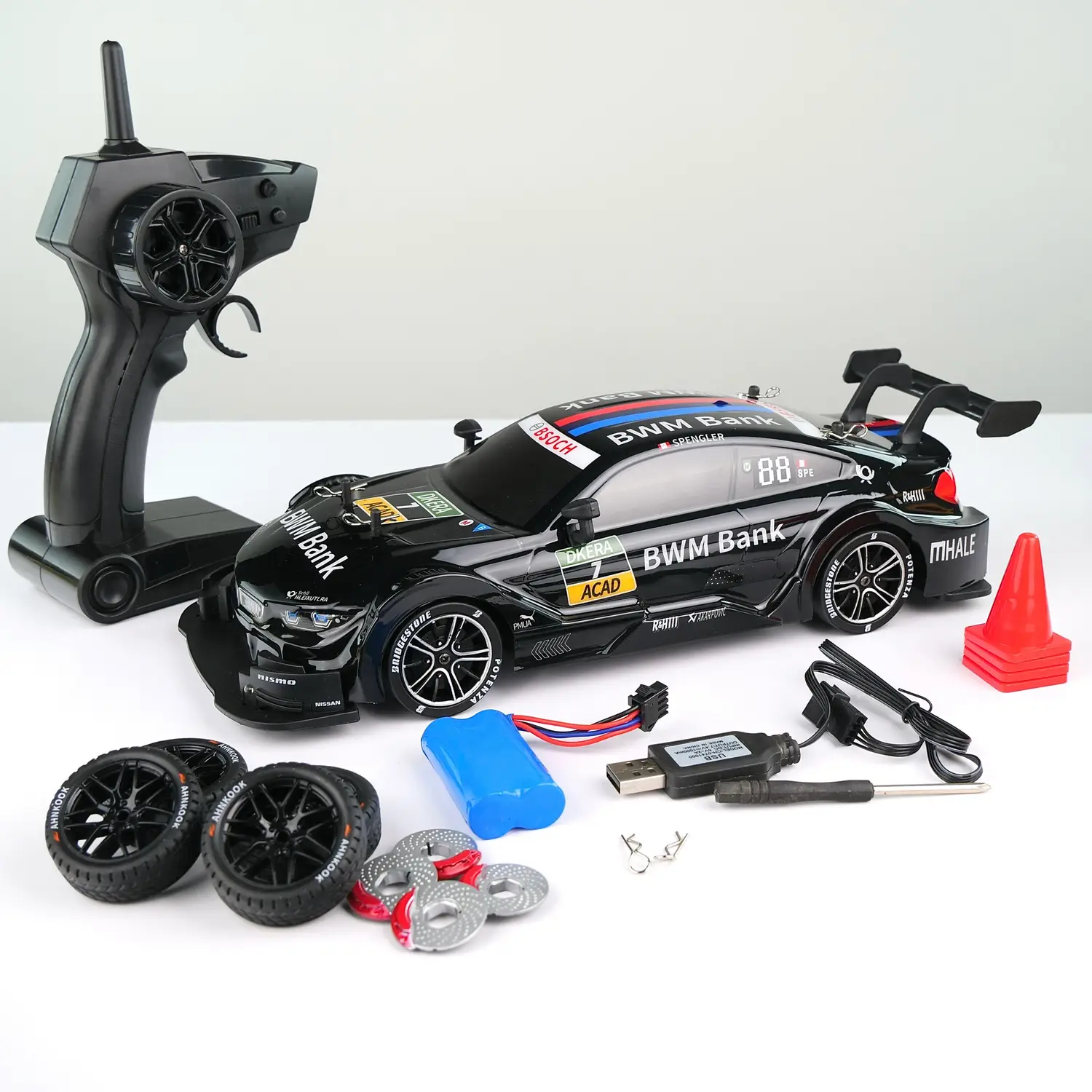 Купити Машинка на радіокеруванні BMW M4 для дрифту 40 км/год із повним приводом БМВ 4WD за 1690 грн