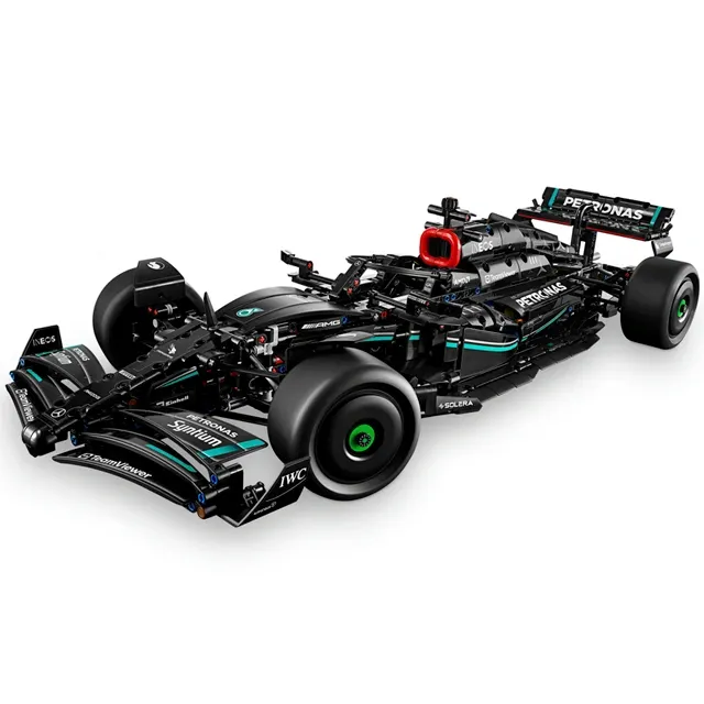 Купити Конструктор Technic F1 Mercedes AMG 1642 деталі болід формула 1 Petronas 1:8 за 1499 грн