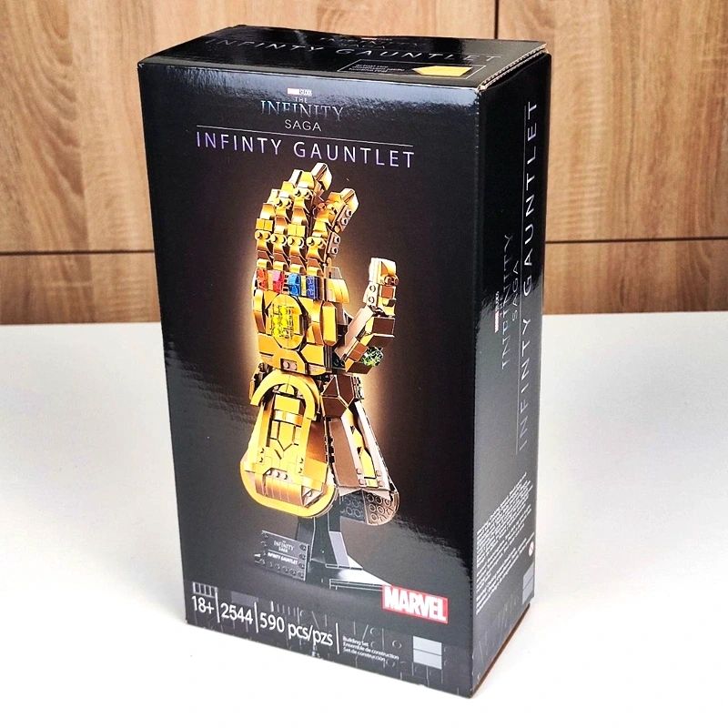 Купити Конструктор Рукавиця Нескінченності Таноса Золота рука Marvel за 1090 грн