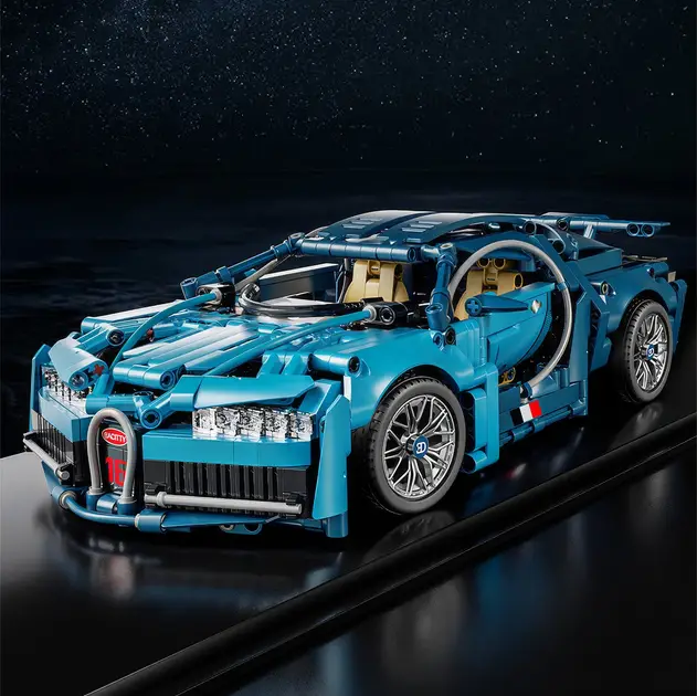 Купити Конструктор Technic Bugatti Chiron 1388 деталей 1:14 Бугатті синій технік сумісний з LEGO лего за 890 грн