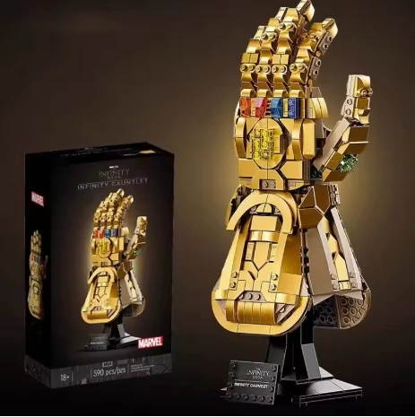 Купити Конструктор Рукавиця Нескінченності Таноса Золота рука Marvel за 1090 грн