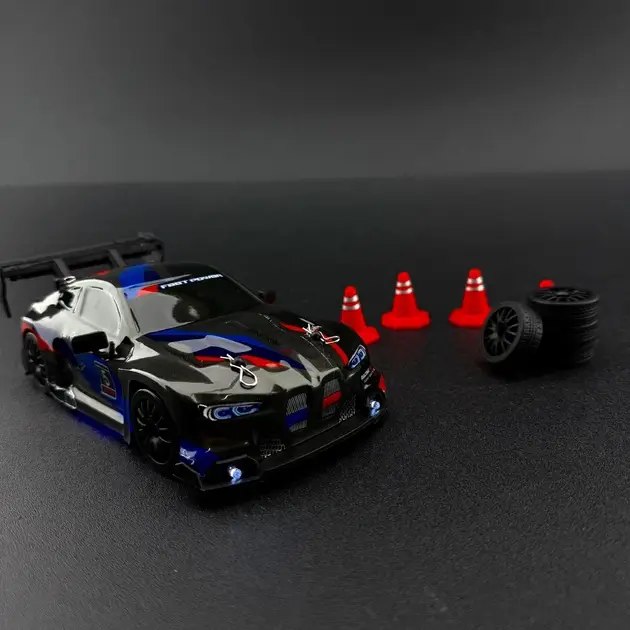 Купити Машинка для дрифта на радіокеруванні 1:24 BMW M4 4WD з підсвіткою чорна БМВ за 899 грн