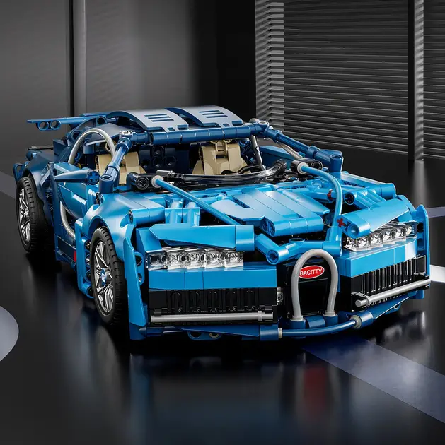 Купити Конструктор Technic Bugatti Chiron 1388 деталей 1:14 Бугатті синій технік сумісний з LEGO лего за 890 грн